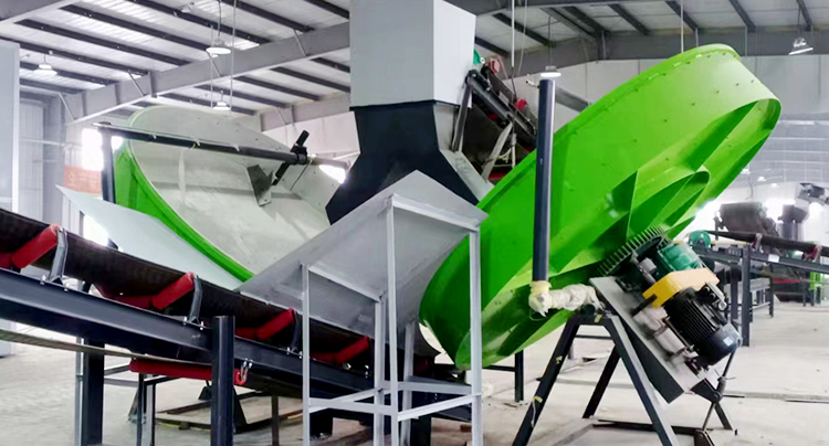 kompostg&oslash;dningsmaskine