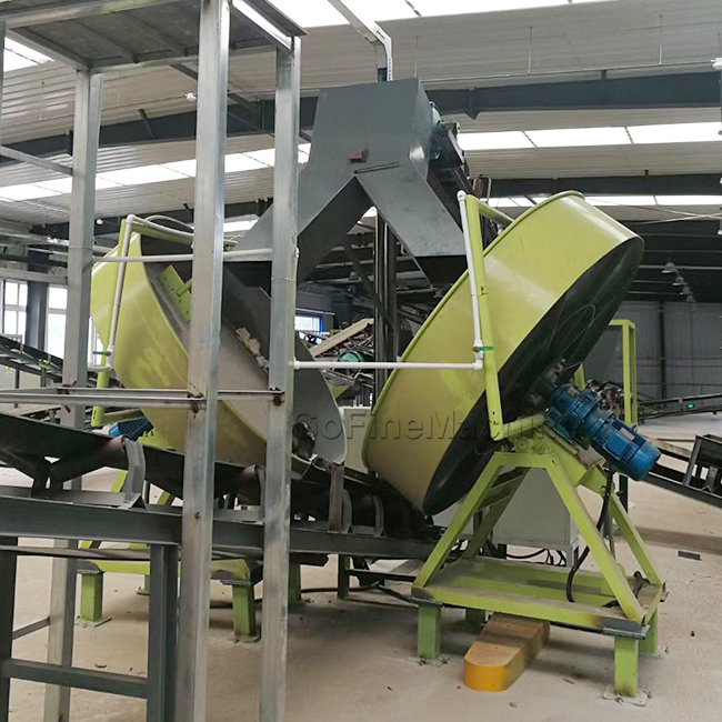 Bentonitov&aacute; linka na v&yacute;robu vonn&yacute;ch perliček pro kočky